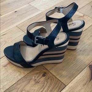 Splendid Leather Wedges 8